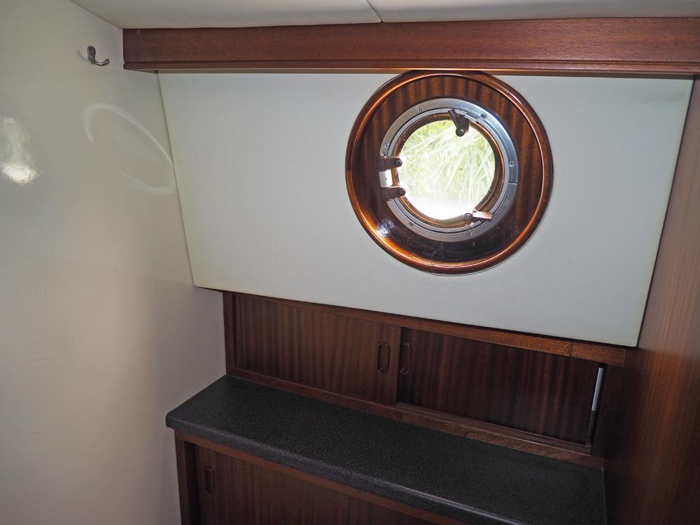 Vorschiff, Innenausstattung